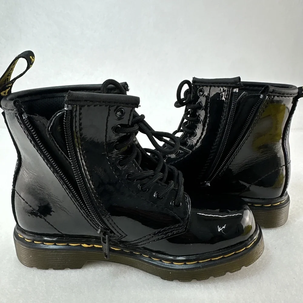 Dr. Martens  Toddler 1460 T  Black Patent Leather Ankle Boots Size US 10
